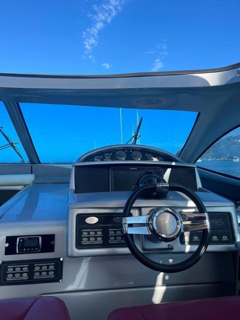 Urus - Live The Experience Bateau-hôtel